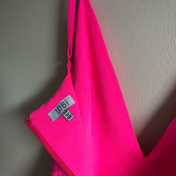 TOBI hot pink mini Dress - Picture 6 of 8
